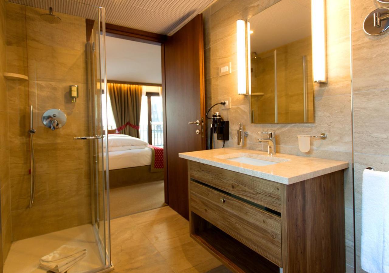 Hotel Breithorn Breuil-Cervinia Exteriör bild