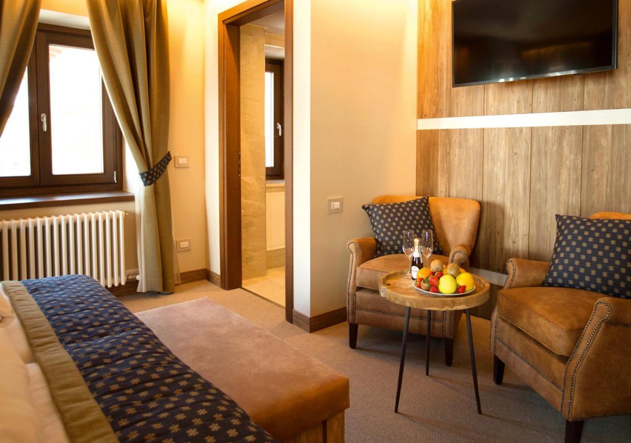 Hotel Breithorn Breuil-Cervinia Exteriör bild