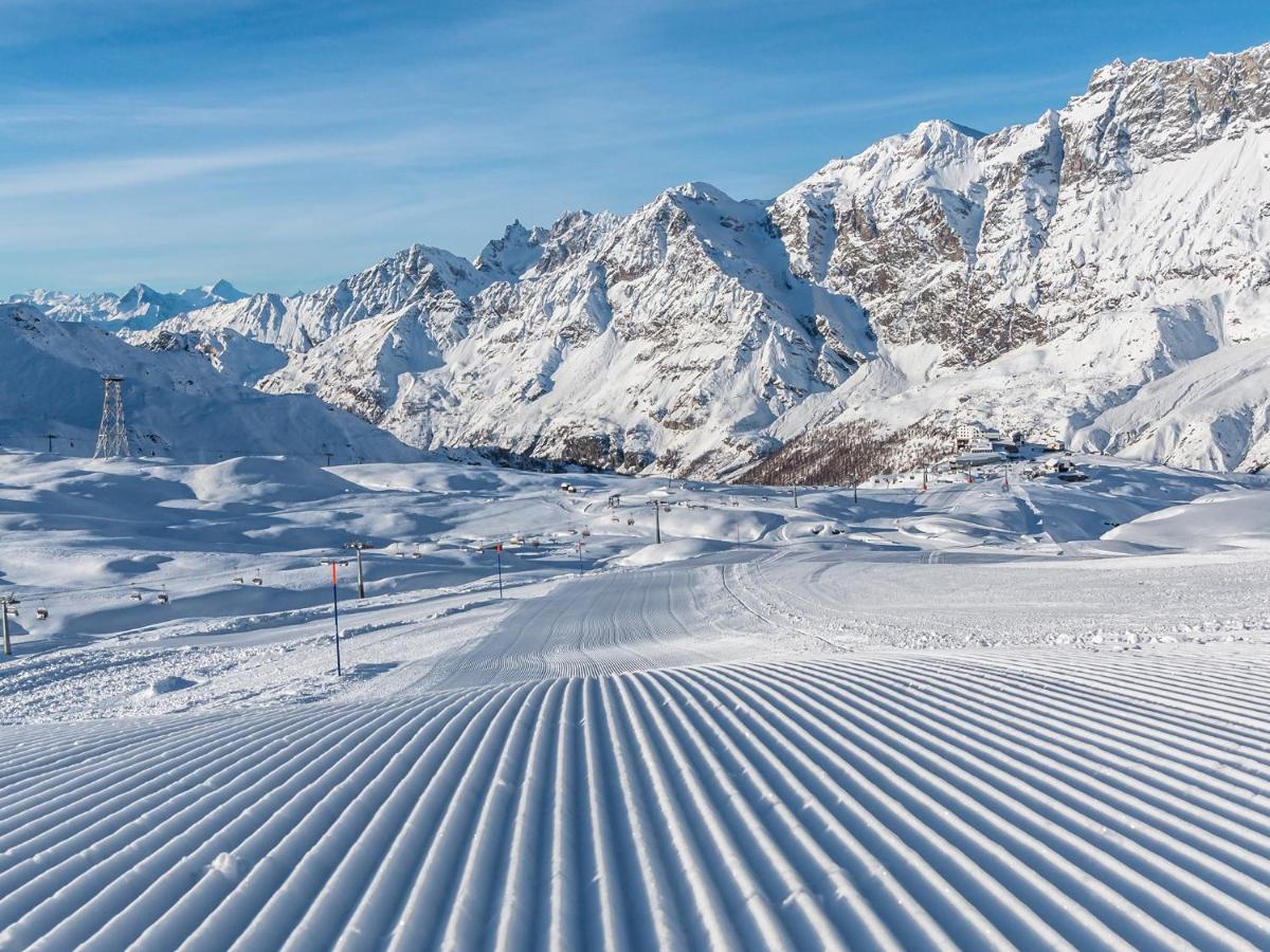 Hotel Breithorn Breuil-Cervinia Exteriör bild