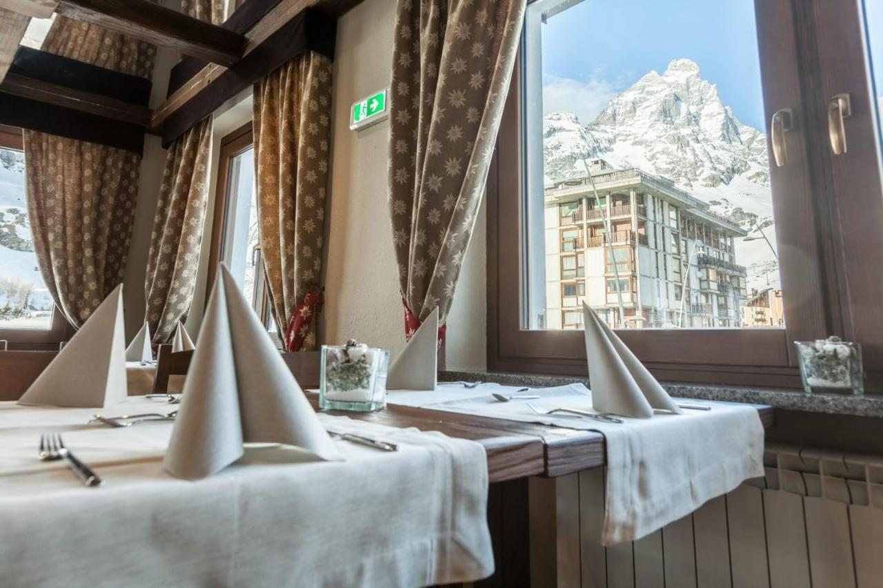 Hotel Breithorn Breuil-Cervinia Exteriör bild